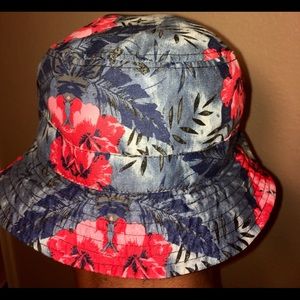 Original Chuck Floral Bucket Hat